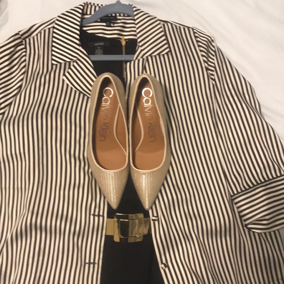 Calvin Klein pumps - Picture 2 of 8